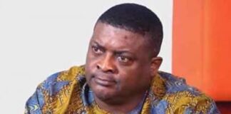 Tayo Oyetibo pays tribute to late Mohammed Fawehinmi