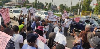 Journalists take protest to Police headquarters over Vanguard reporter’s disappearance