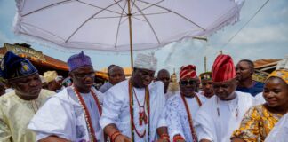 Ooni decries abandonment of Ife roads by government