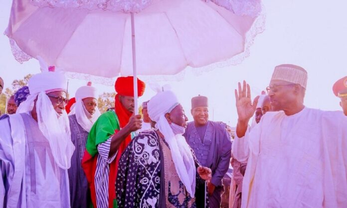 buhari-arrives-in-daura Buhari