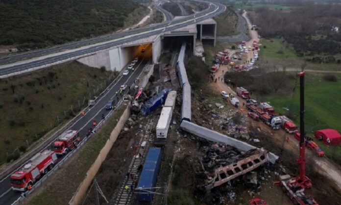 trains collision trains