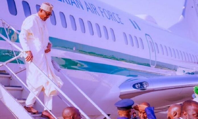 Buhari returns to Abuja Buhari