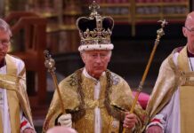 Video: Moment HM King Charles III is crowned in Coronation ceremony crowned