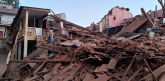 Earthquake kills 143 in Nepal earthquake