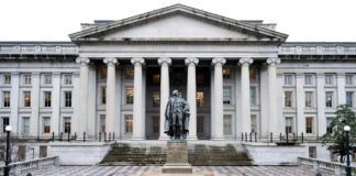 US national debt hits record $34 trillion