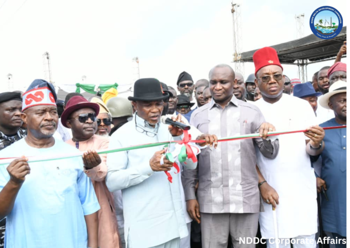 Minister commissions International Market