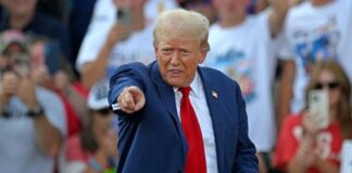 Trump lashes out as Democratic Convention attacks throw him off balance