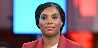 FG debunks Badenoch’s citizenship claim