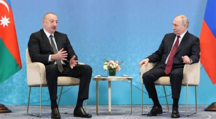Vladimir Putin meets with Azerbaijani President Ilham Aliyev