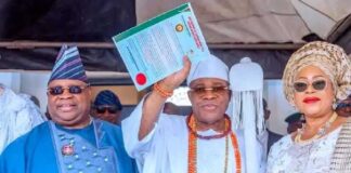 Adeleke presents staff of office to new Owa- Obokun of Ijesaland, Oba Haastrup
