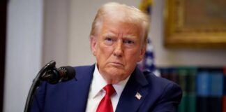 Trump threatens new tariffs on smartphones, days after exemption