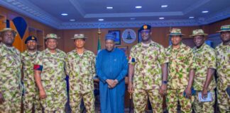 Gov Yahaya receives 3 Div GOC, Major-General Oyinlola in Gombe