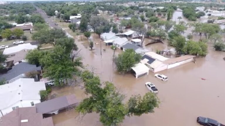 Search for survivors as deadly Texas floods kill 43 in US