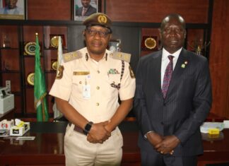 EFCC, NIS join forces against cross-border financial crimes in Kano