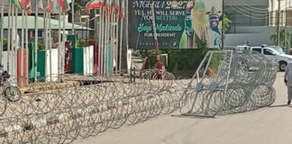 Citing violent confrontation : Police seal-off PDP National Secretariat in Abuja